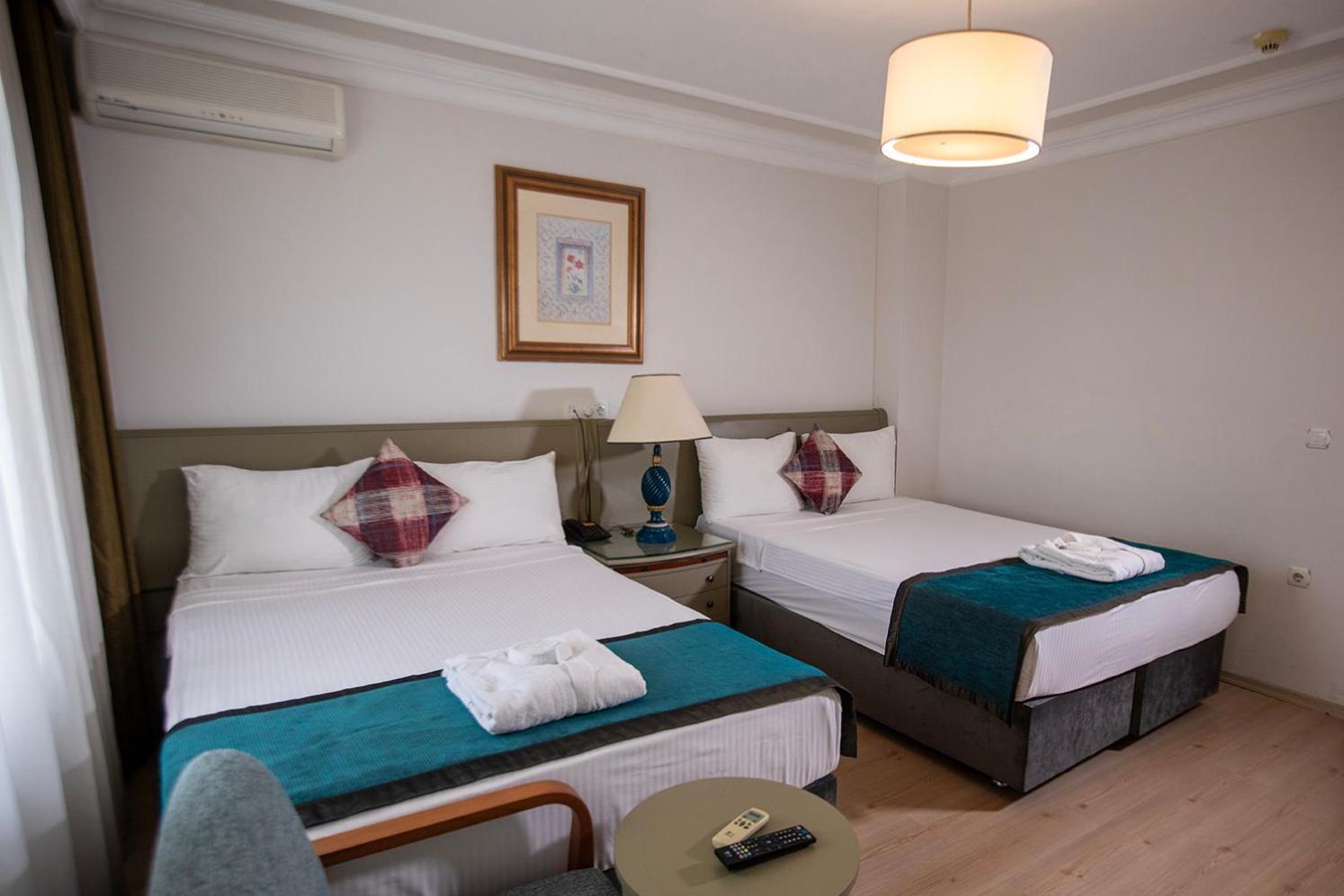 Hotel Simsek أديرني المظهر الخارجي الصورة
