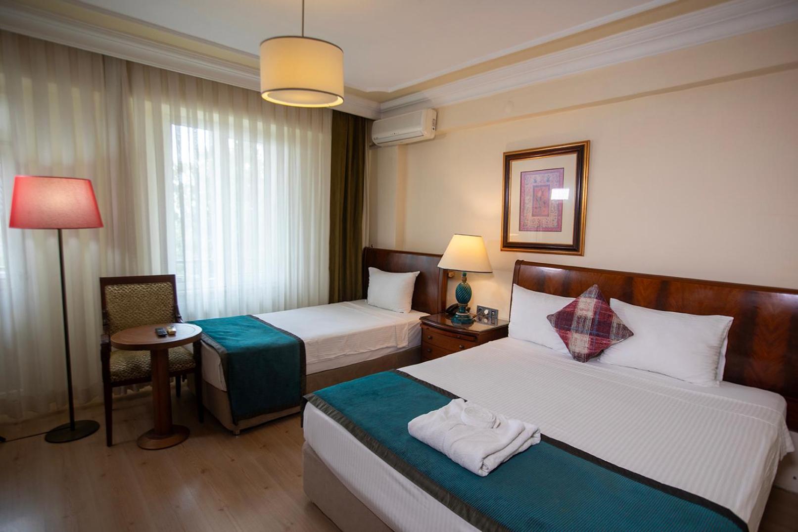 Hotel Simsek أديرني المظهر الخارجي الصورة
