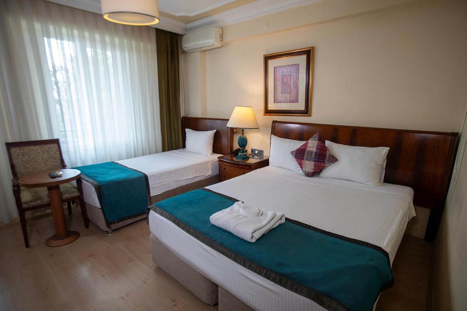 Hotel Simsek أديرني المظهر الخارجي الصورة